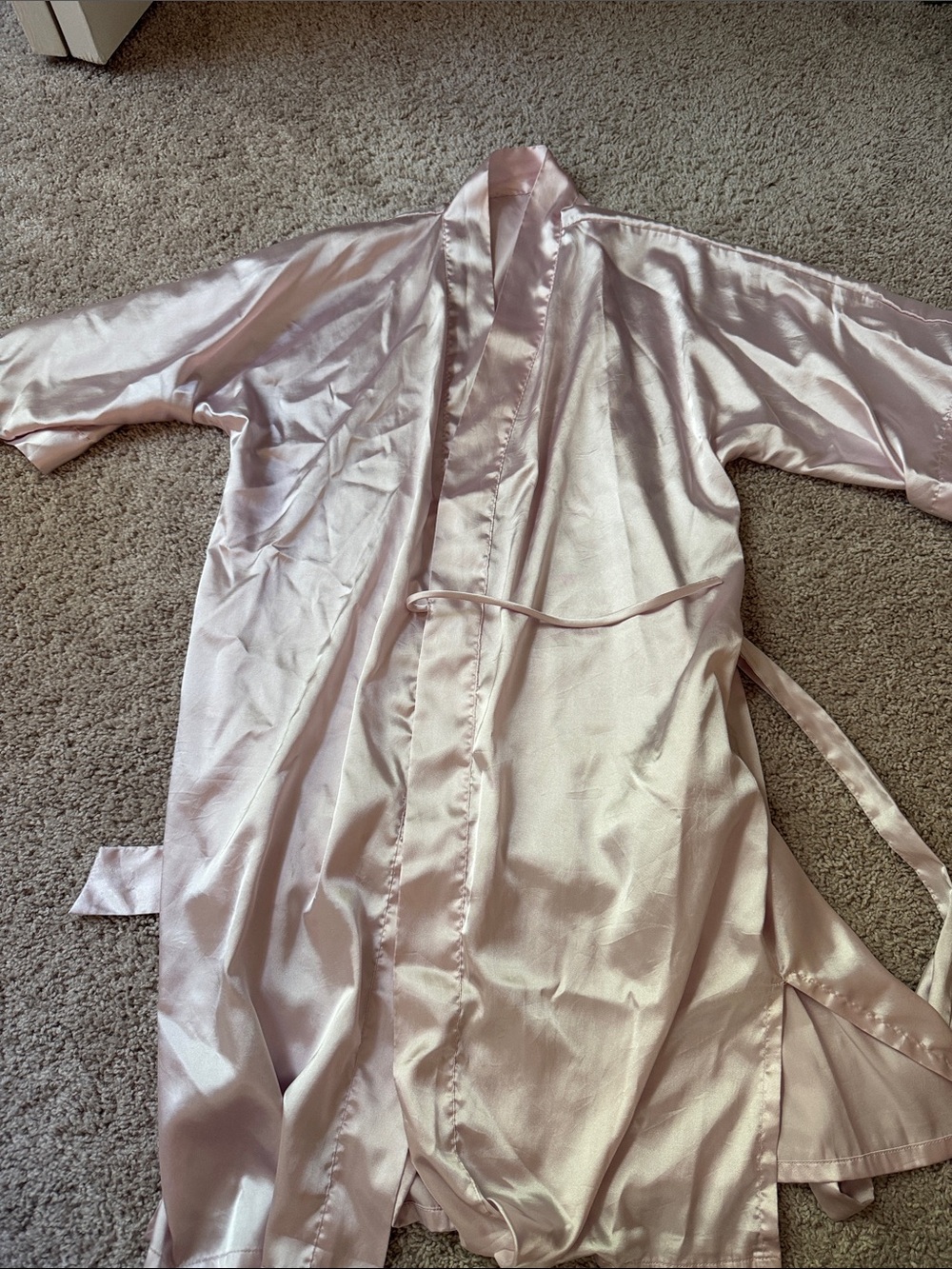 Women's Satin Kimono Robe in Light Pink